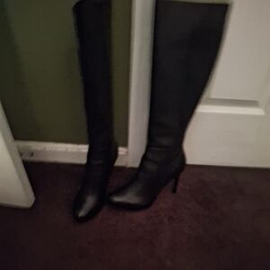 Elegant Black Knee-High Women's Boots